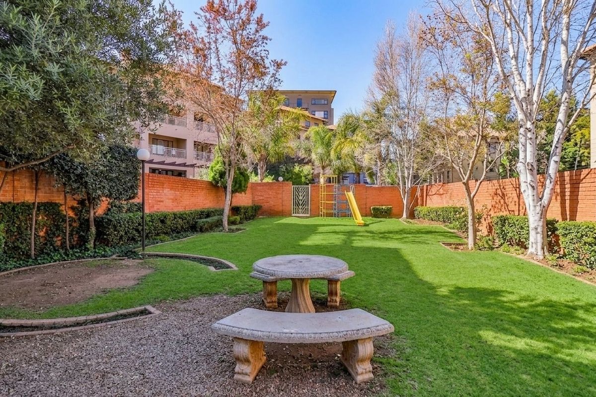 Apartment For Sale in Sunninghill, Sandton - Photo 4