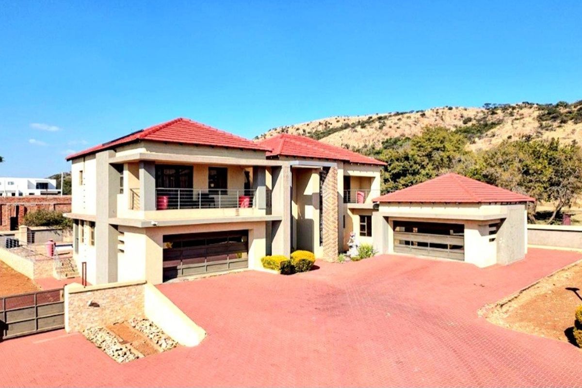 Exclusive Mansion available for sale - Photo 2