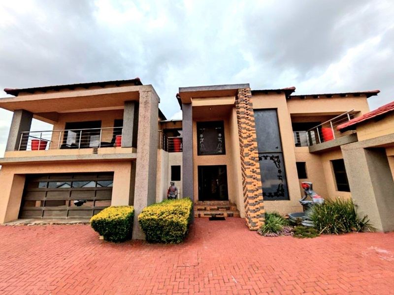 Exclusive Mansion available for sale - Photo 3