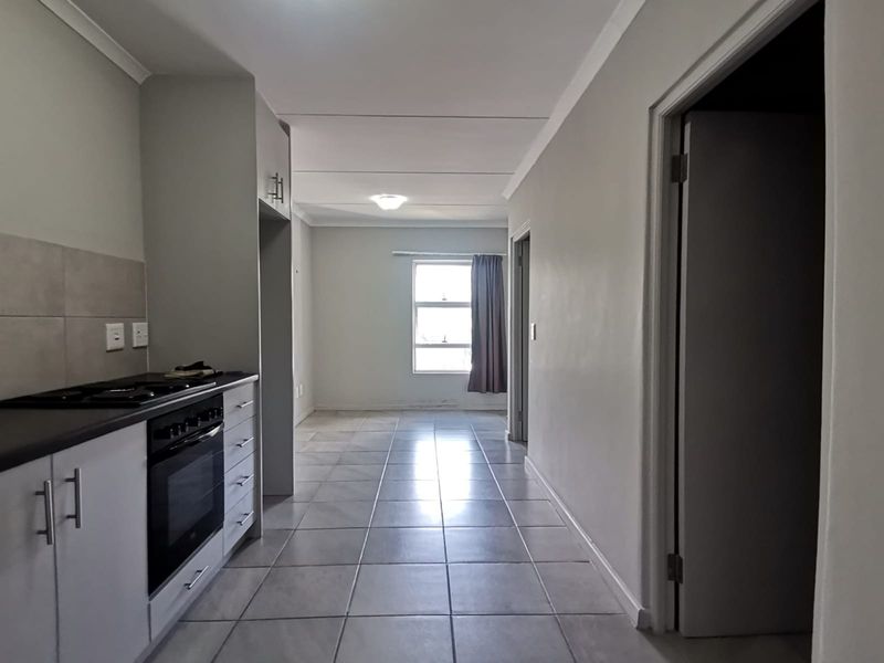 Investment Opportunity - One Bedroom Apartment For Sale at La Vie Estate in Paarl - Photo 3