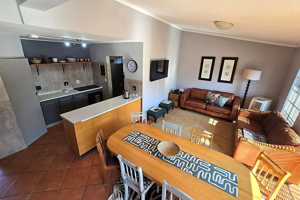 3 Bedroom Double Storey Home To Rent in Magalieskruin. - Photo 5