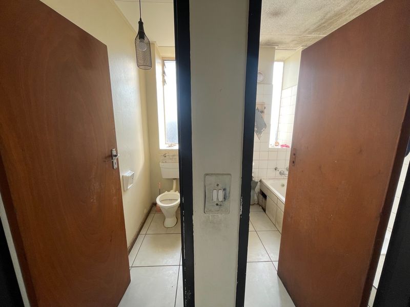 Investment Apartment For Sale in Sunnyside. - Photo 9
