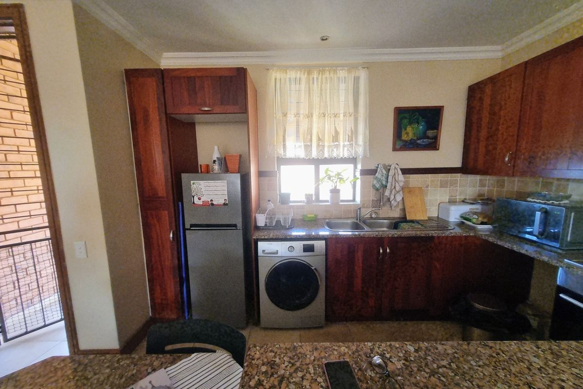 Retirement unit For Sale in Kingswood Retirement Village - Photo 3