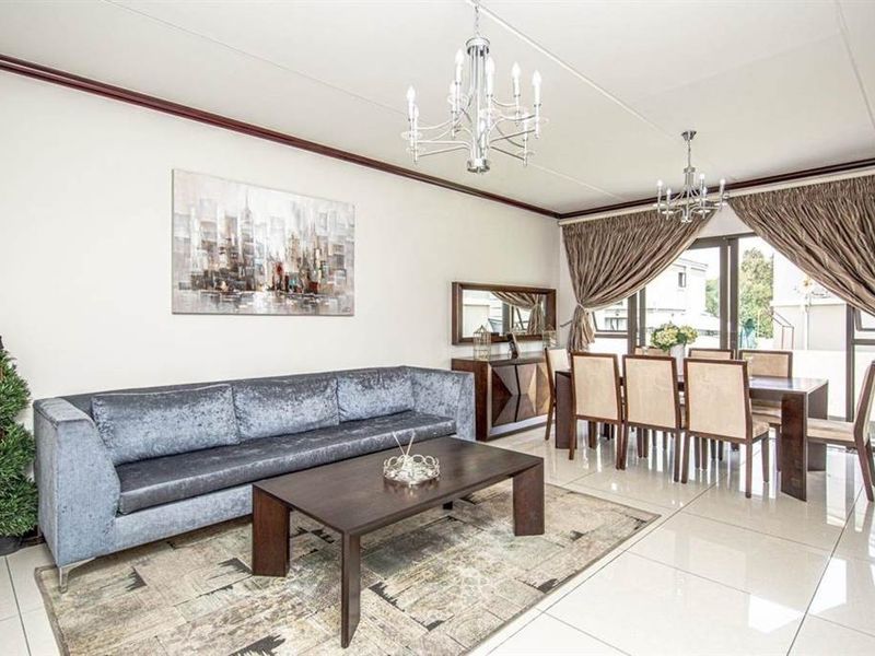 Apartment To Rent in Mont Tremblant,Fourways Sandton - Photo 4