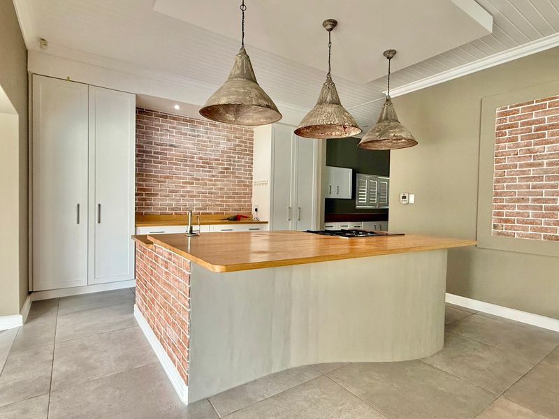 Luxury Estate Living Designed for Family and Entertaining - Photo 6