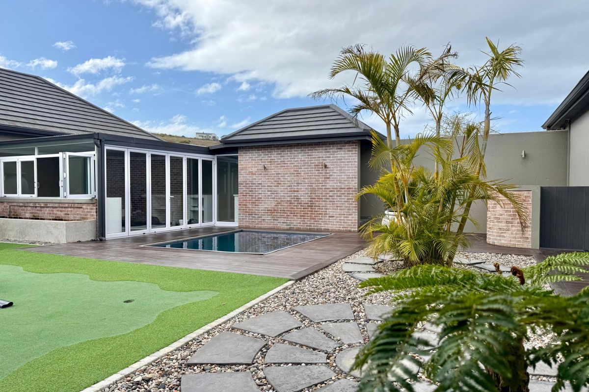 Luxury Estate Living Designed for Family and Entertaining - Photo 4