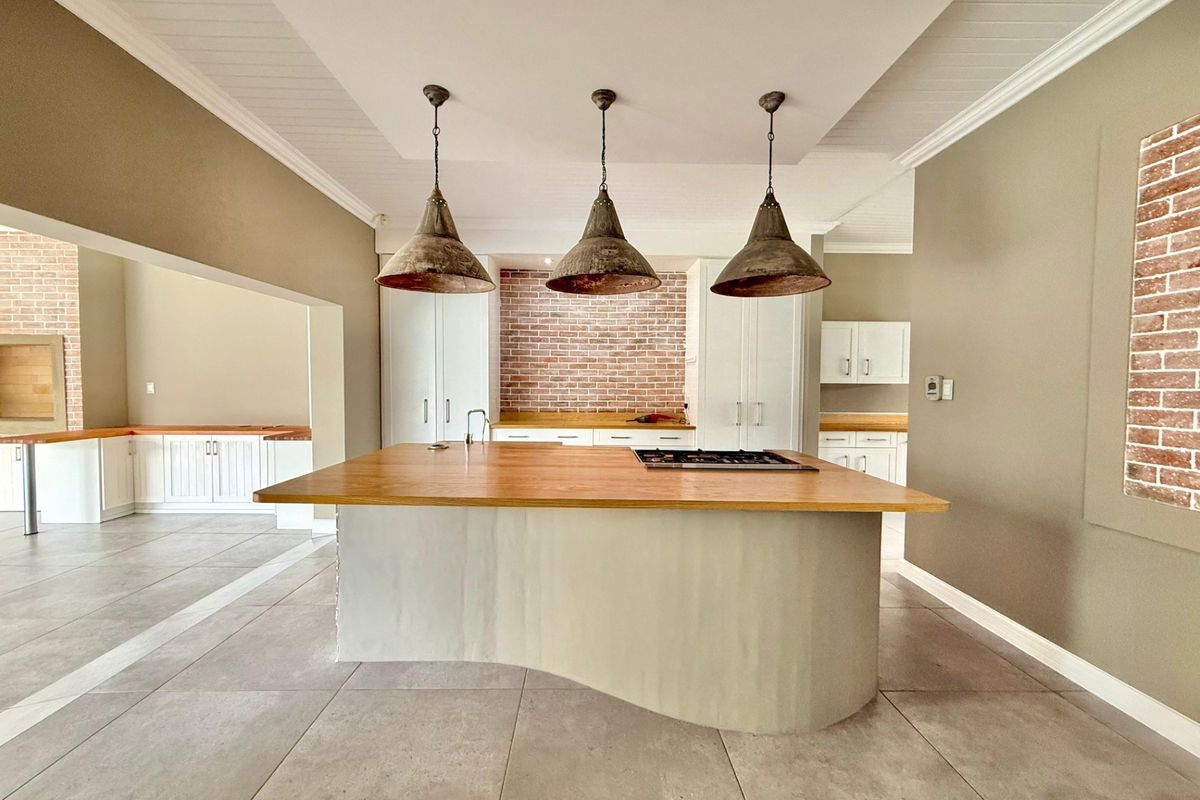 Luxury Estate Living Designed for Family and Entertaining - Photo 5