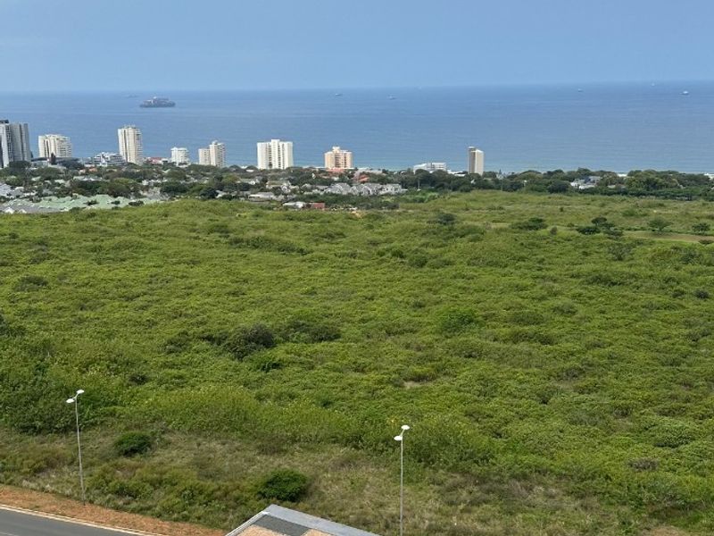 Stunning 2-Bedroom Apartment for Rent in Umhlanga! - Photo 5