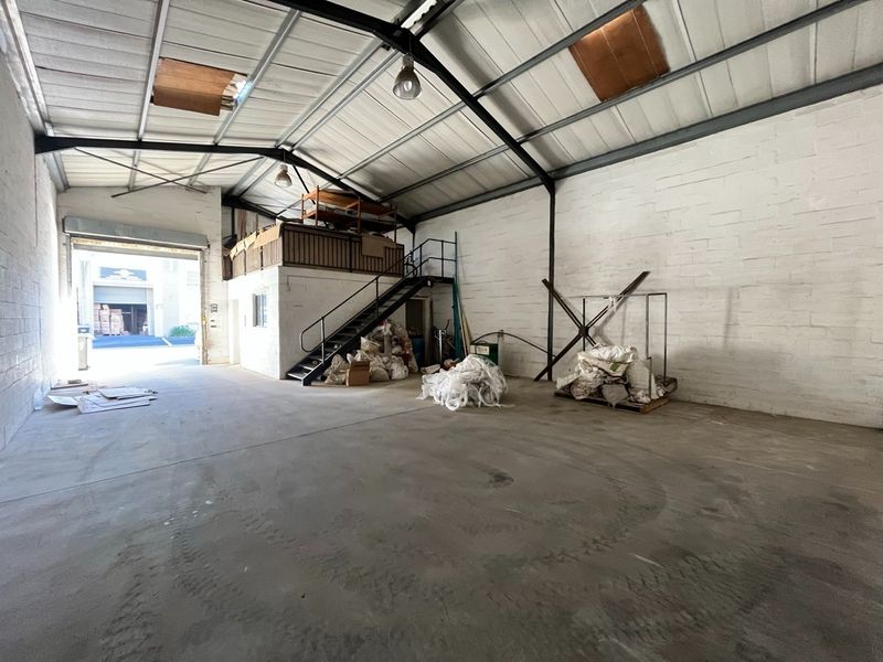 155m2 Warehouse TO LET | Icon Business Park | Brackenfell - Photo 10