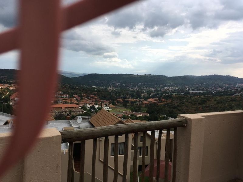Townhouse For Sale in Winchester Hills, Johannesburg - Photo 6