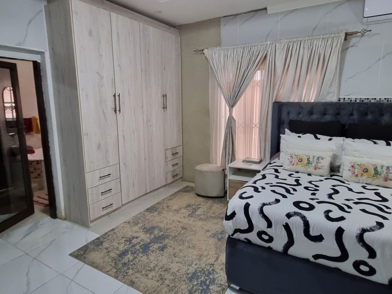 House For Sale in Brits Central, Brits, North West - Photo 10