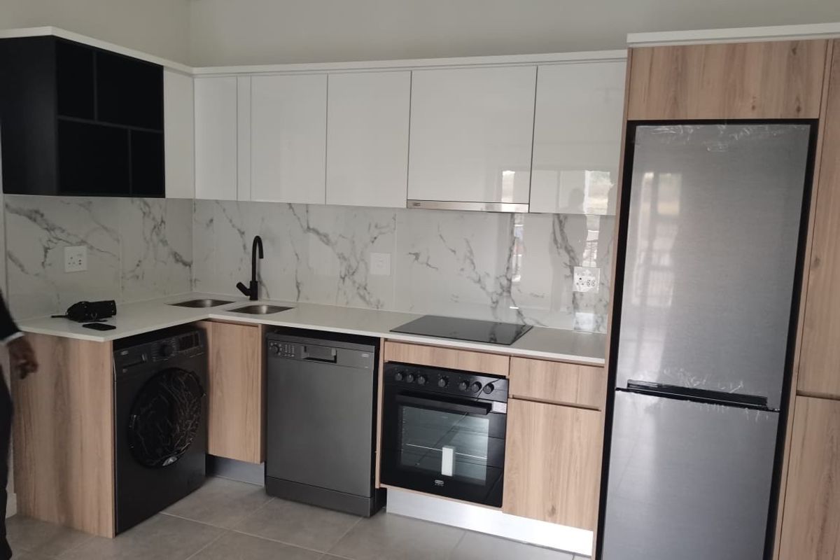 Apartment To Rent in Munyaka Lifestyle Waterfall, Midrand - Photo 2