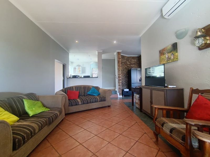 Townhouse To Rent in Newlands, Pretoria - Photo 4