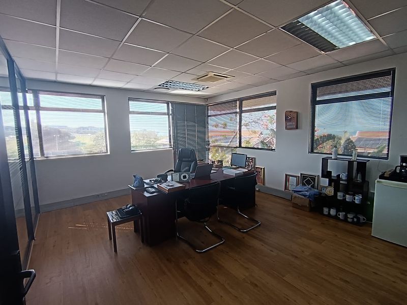 Office To Rent in Umhlanga Ridge, Umhlanga, KwaZulu Natal - Photo 8