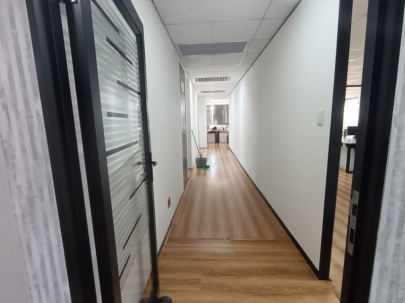 Office To Rent in Umhlanga Ridge, Umhlanga, KwaZulu Natal - Photo 3