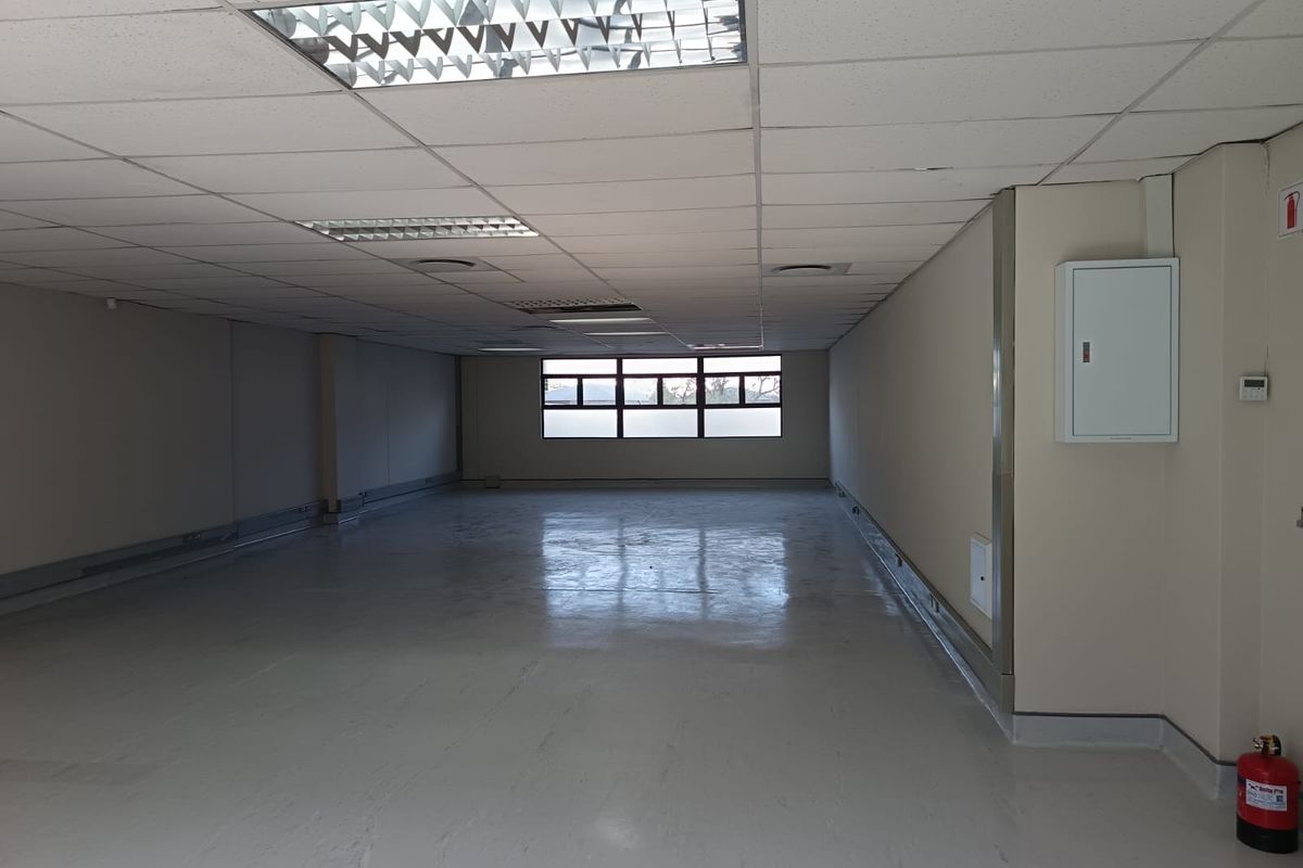 Office To Rent in Riverhorse Valley, Durban, KwaZulu Natal - Photo 5