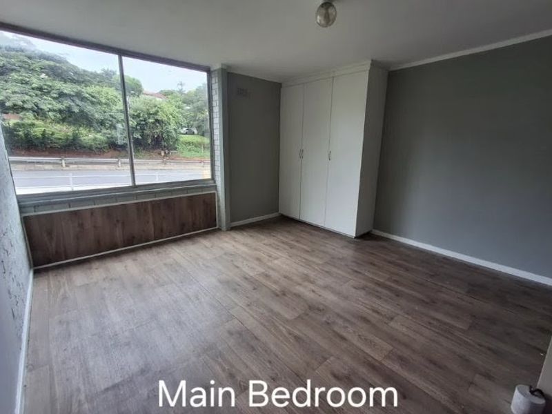 Harbour view apartment For Sale in Bluff , Durban, KwaZulu Natal - Photo 6
