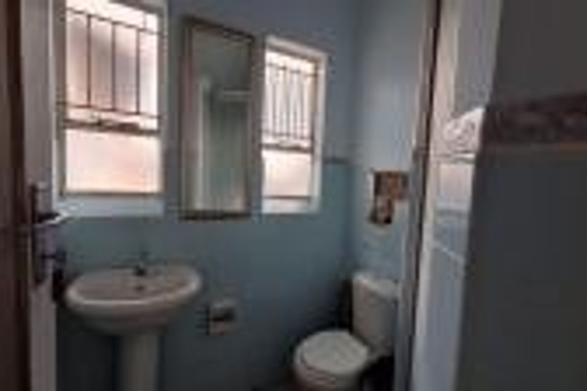 House For Sale in Mindalore, Krugersdorp - Photo 5