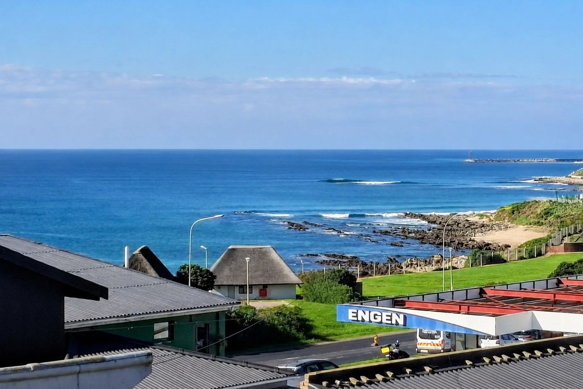 Timeless Coastal Charm with Panoramic  Views - Photo 2