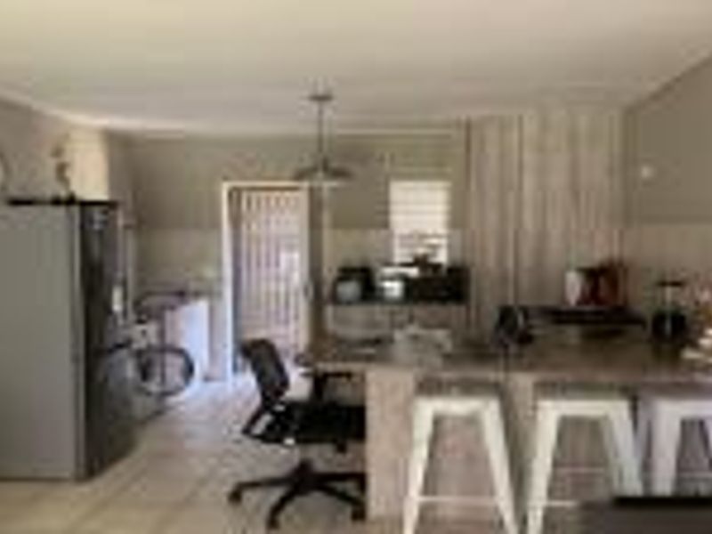Apartment For Sale in Ruimsig, Roodepoort - Photo 9