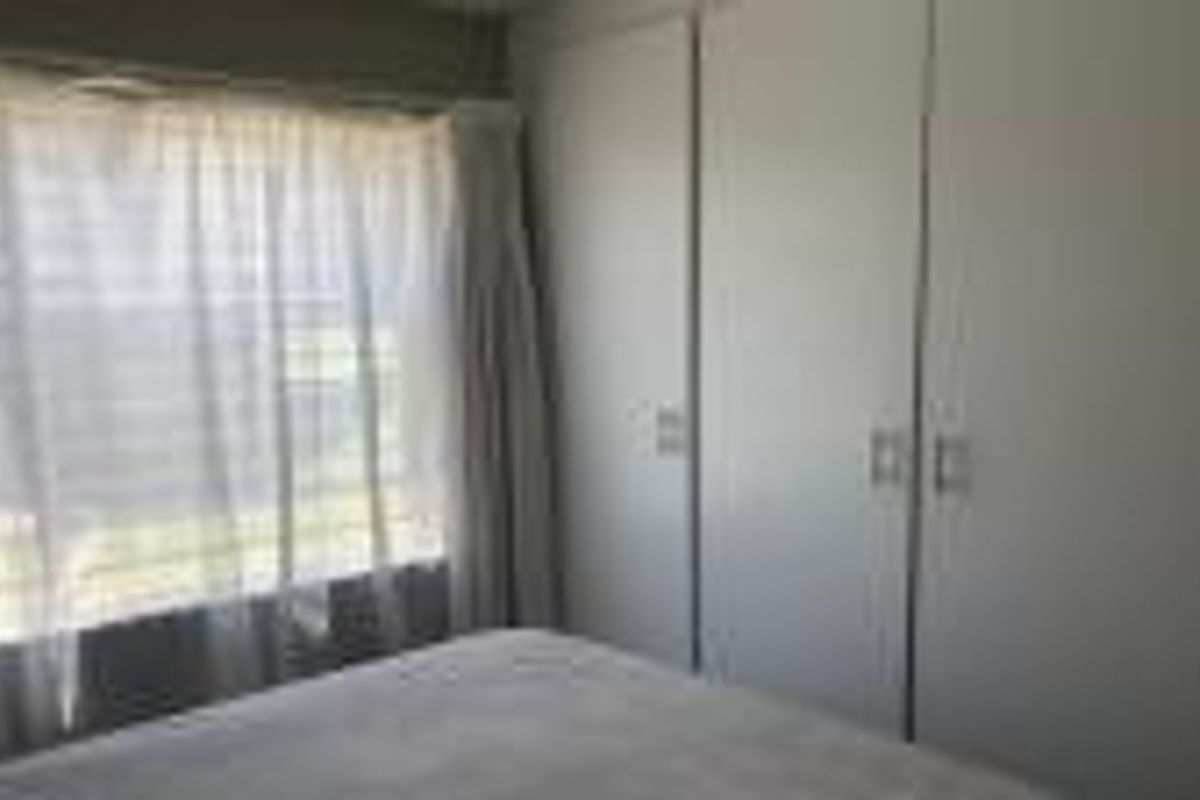 Apartment For Sale in Ruimsig, Roodepoort - Photo 3