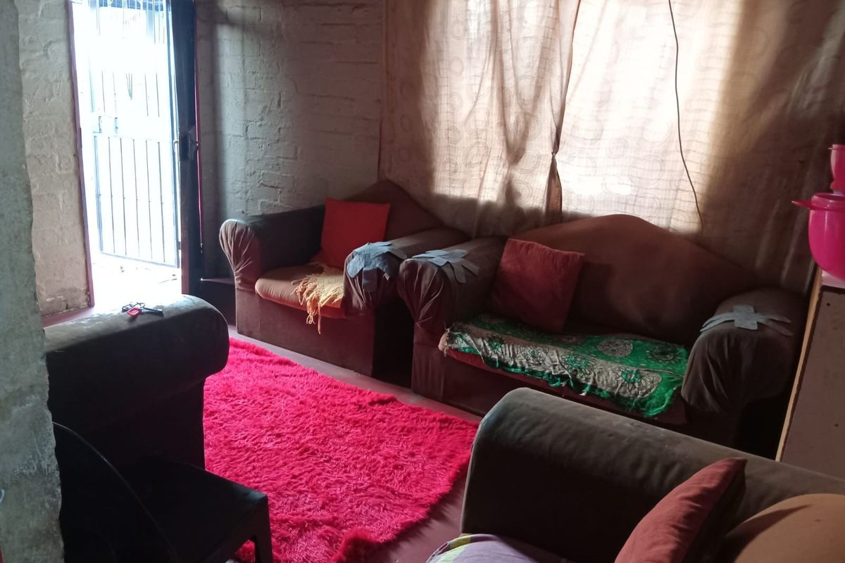 House For Sale in Mamelodi East, Mamelodi, Pretoria - Photo 3