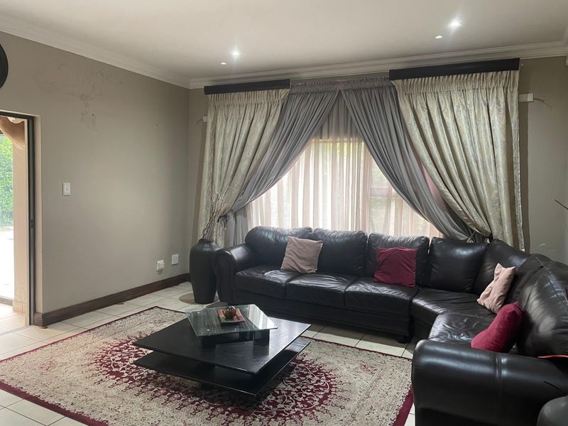 Apartment To Rent in Noordwyk, Midrand - Photo 7
