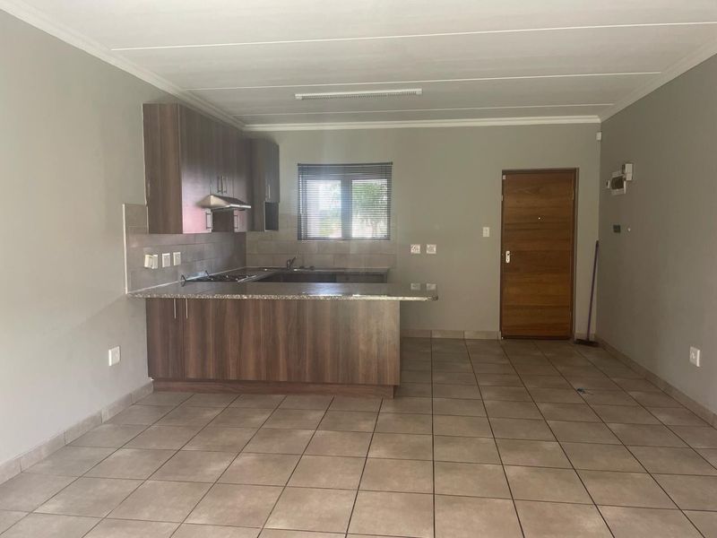 Apartment To Rent in Noordwyk, Midrand - Photo 8