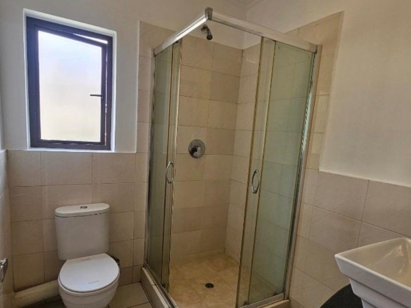 Apartment To Rent in Noordwyk, Midrand - Photo 6
