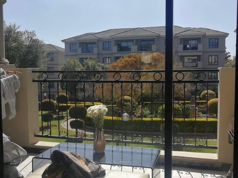 Apartment To Rent in Noordwyk, Midrand - Photo 2