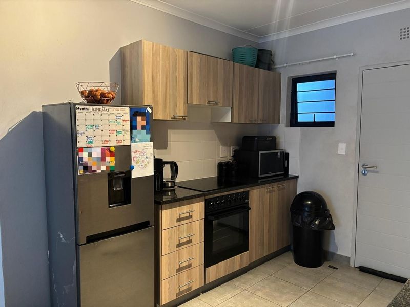 Apartment To Rent in Umbogintwini, Amanzimtoti, KwaZulu Natal - Photo 8