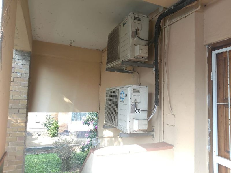 3 bedroom Apartment For Sale in Umbilo, Durban, KwaZulu Natal - Photo 4