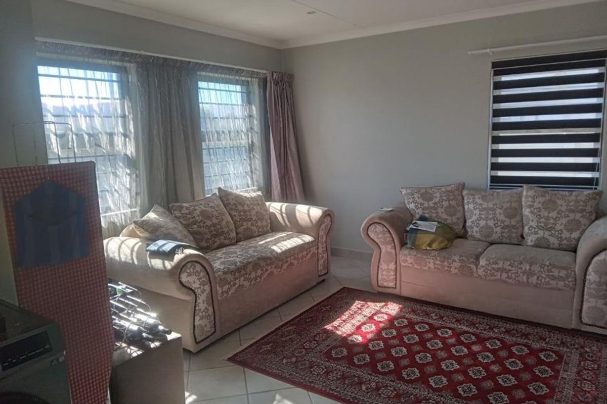 A House To Rent in Andeon, Pretoria West - Photo 3