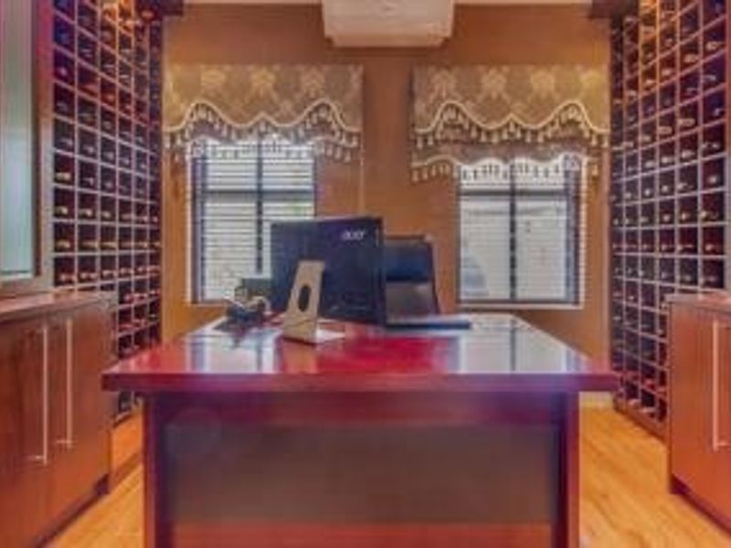 SPACIOUS 5 BEDROOM DREAM HOME IN KUILS RIVER - Photo 8
