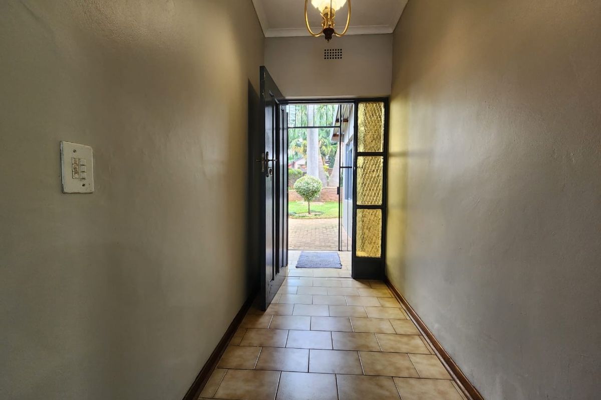 Exceptional Family Living with Outstanding Income Potential in Aquapark - Photo 3