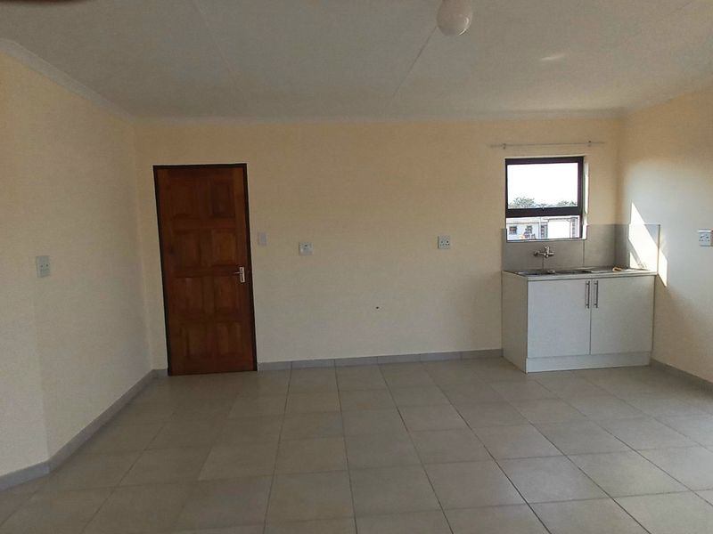 Build Your Dream Home in Orchards Park, Akasia! - Photo 8