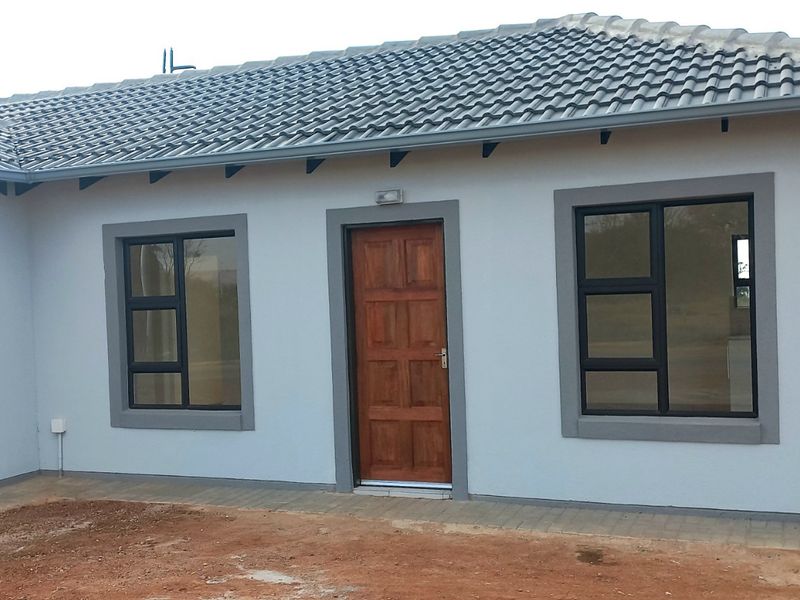 Build Your Dream Home in Orchards Park, Akasia! - Photo 4