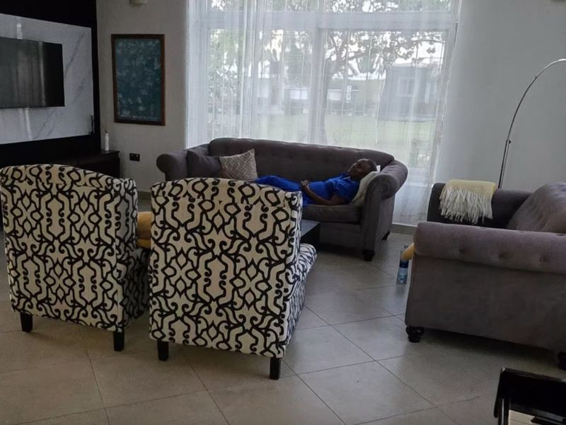 Versatile 6- bedroom Investment With Strong Rental Potential - Photo 7