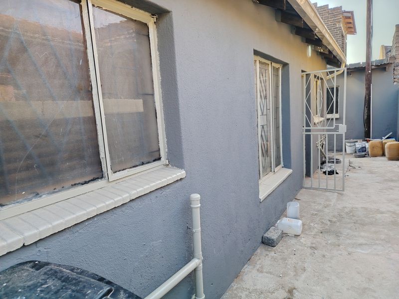 House For Sale in Ebony Park, Midrand - Photo 6