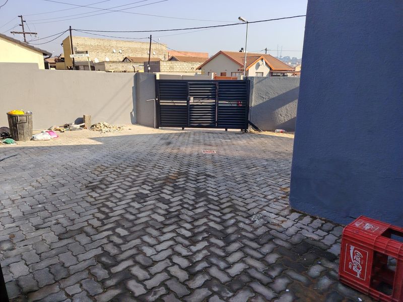 House For Sale in Ebony Park, Midrand - Photo 8