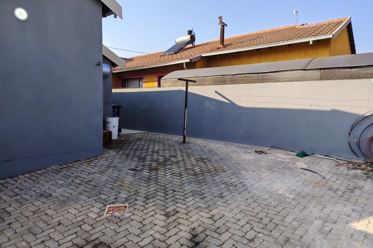 House For Sale in Ebony Park, Midrand - Photo 5