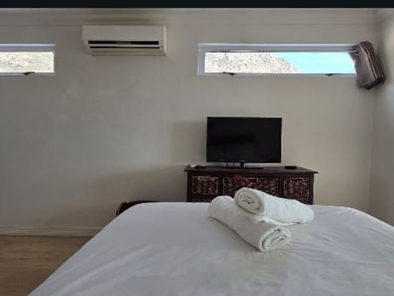 Apartment To Rent in Upper Vredehoek, Cape Town - Photo 6