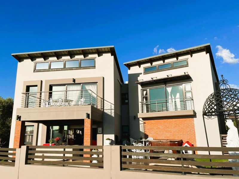 Refined Greenbelt Living with Private Flatlet in Prestigious Copperleaf - Photo 3