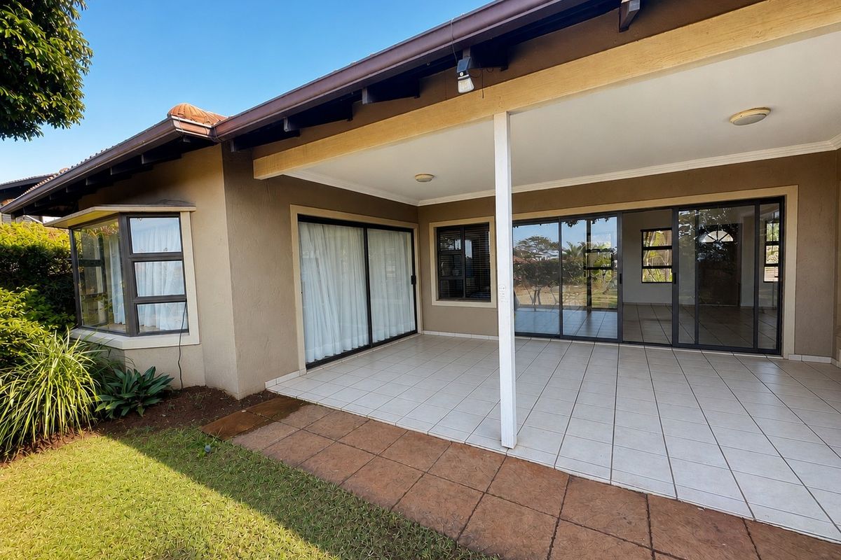Ballito Lifestyle, Charming House with a garden - Photo 4