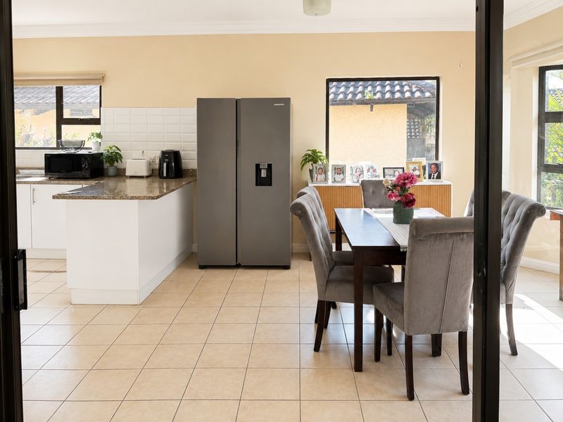 Ballito Lifestyle, Charming House with a garden - Photo 7