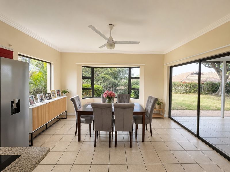 Ballito Lifestyle, Charming House with a garden - Photo 6