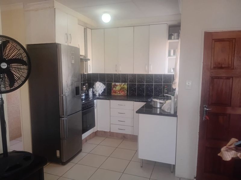 House For Sale in Cosmo City Ext 8, Roodepoort - Photo 5