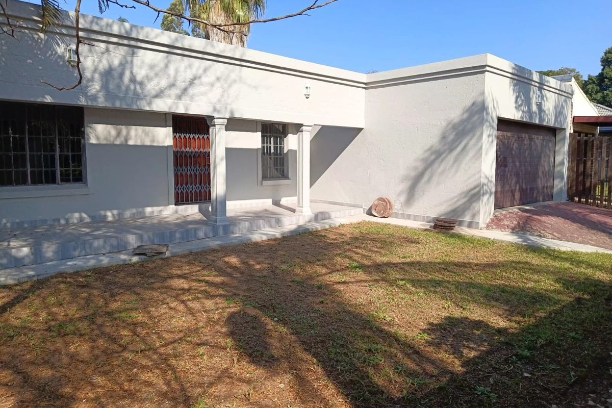 Fabulous Family Home For Sale in Theresapark, Akasia - Photo 2