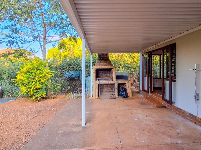 Charming Cottage To Rent in Crestholme, Hillcrest, KwaZulu Natal - Photo 2