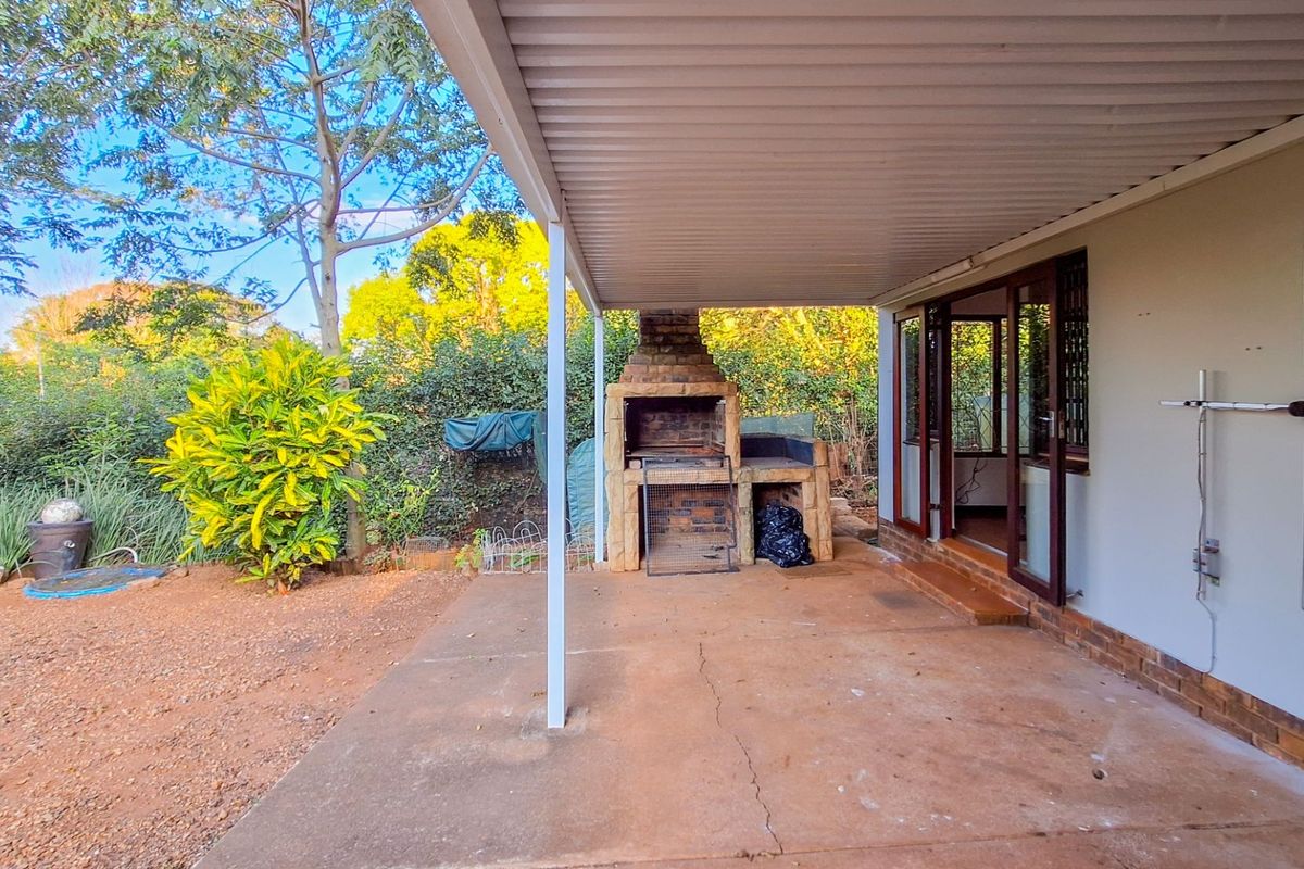 Charming Cottage To Rent in Crestholme, Hillcrest, KwaZulu Natal - Photo 2
